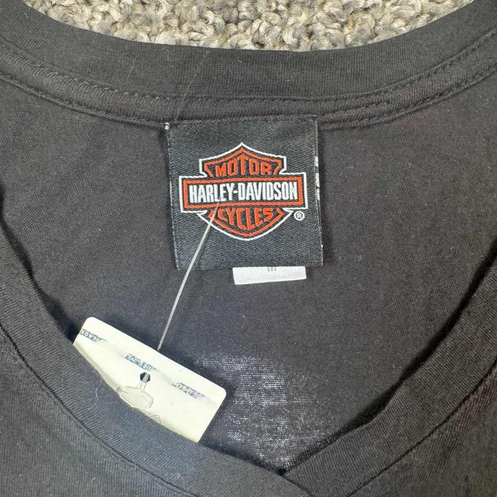NWT Harley-Davidson T-Shirt Women Medium Black Waikiki Hawaii V-Neck Graphic Tee - Picture 5 of 8